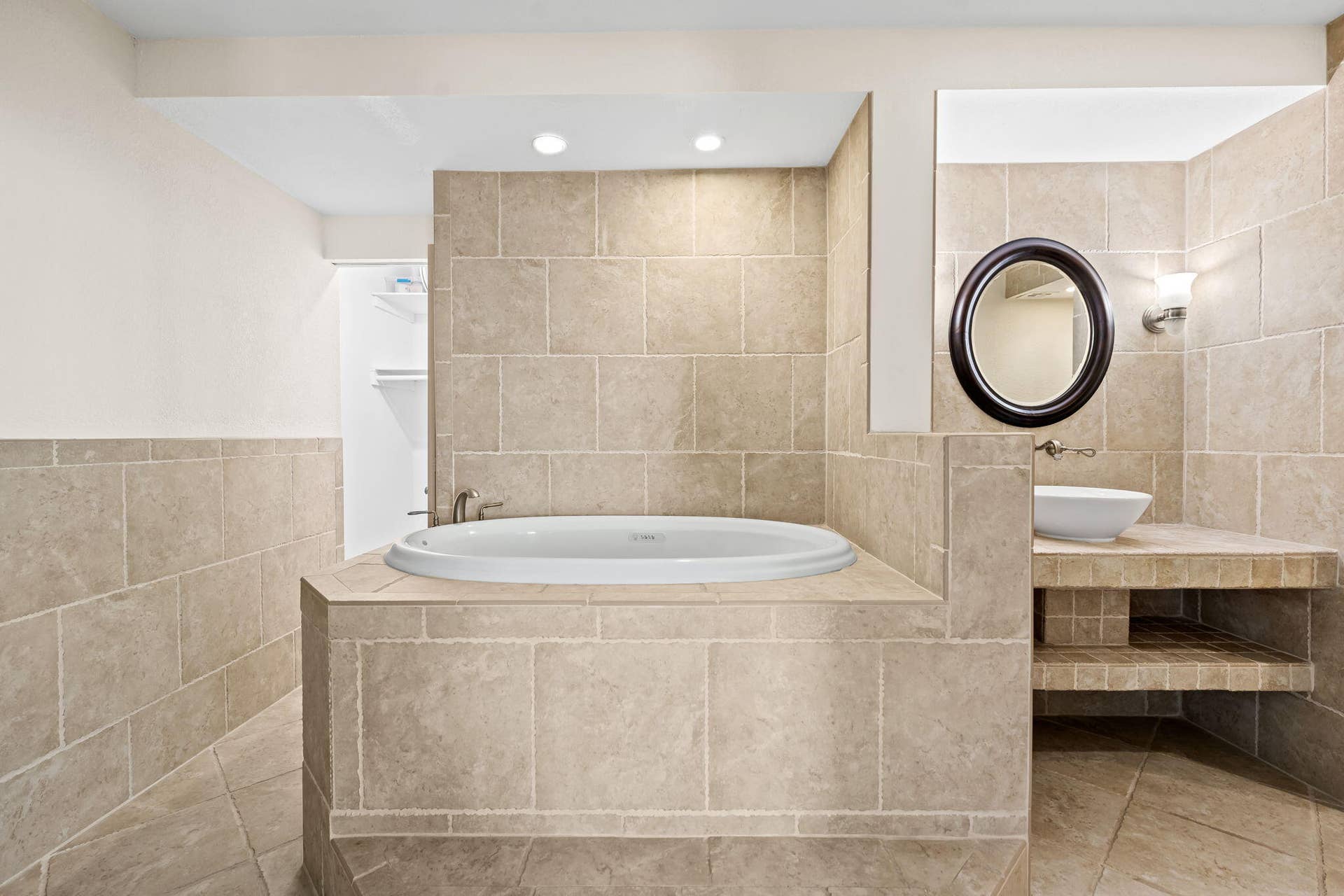 812 Briny Avenue, #10A, Pompano Beach, FL 33062 16-web-or-mls-DSC_3877