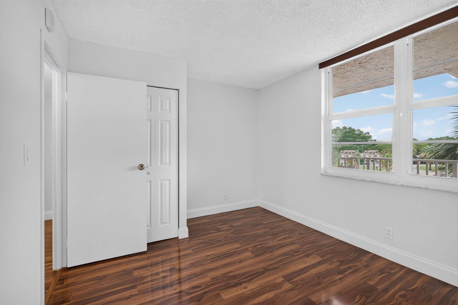 250 Jacaranda Drive, #411, Plantation, FL 33324 15 Second Bedroom