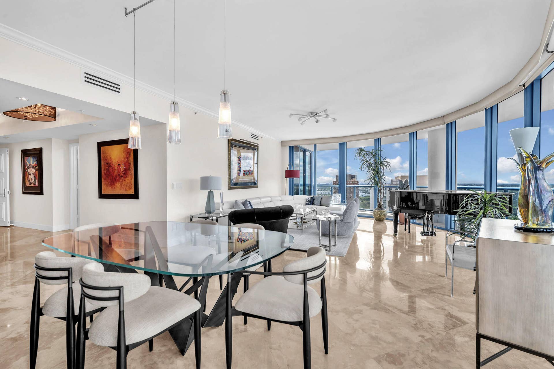 333 LAS OLAS Way, #3502, Fort Lauderdale, FL 33301 liv5302
