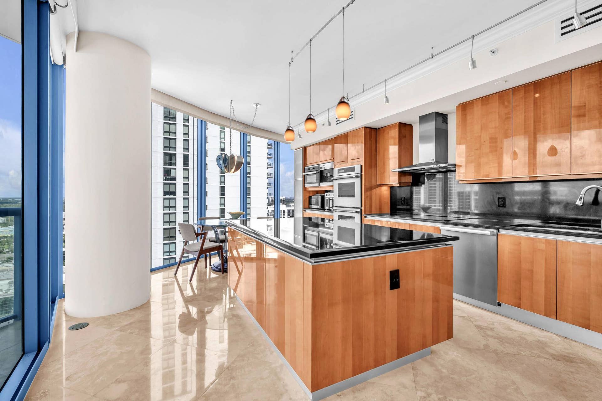333 LAS OLAS Way, #3502, Fort Lauderdale, FL 33301 kit_5205