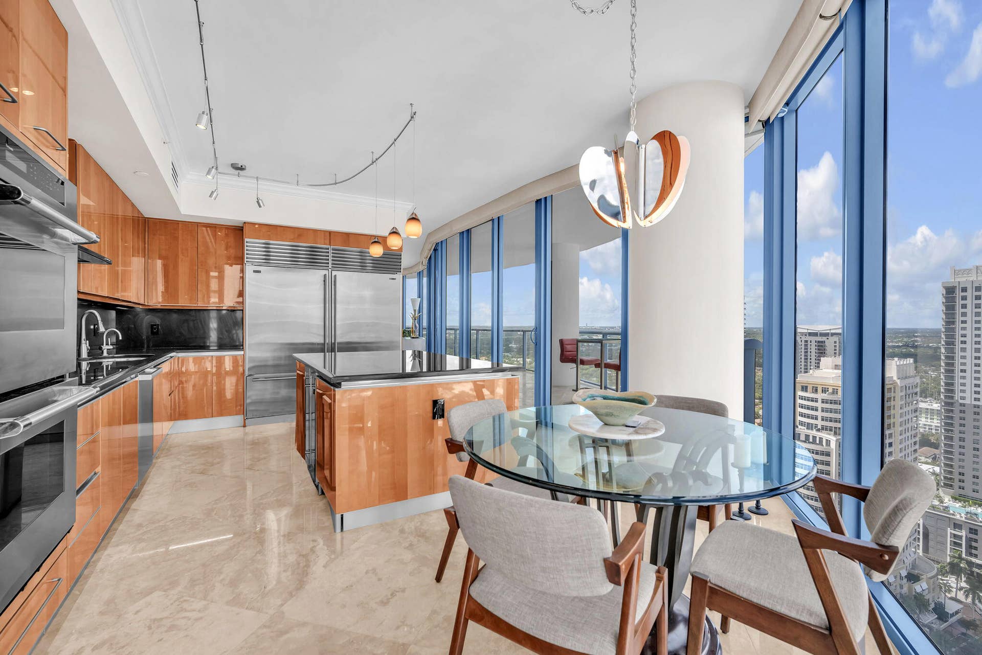 333 LAS OLAS Way, #3502, Fort Lauderdale, FL 33301 kit5196