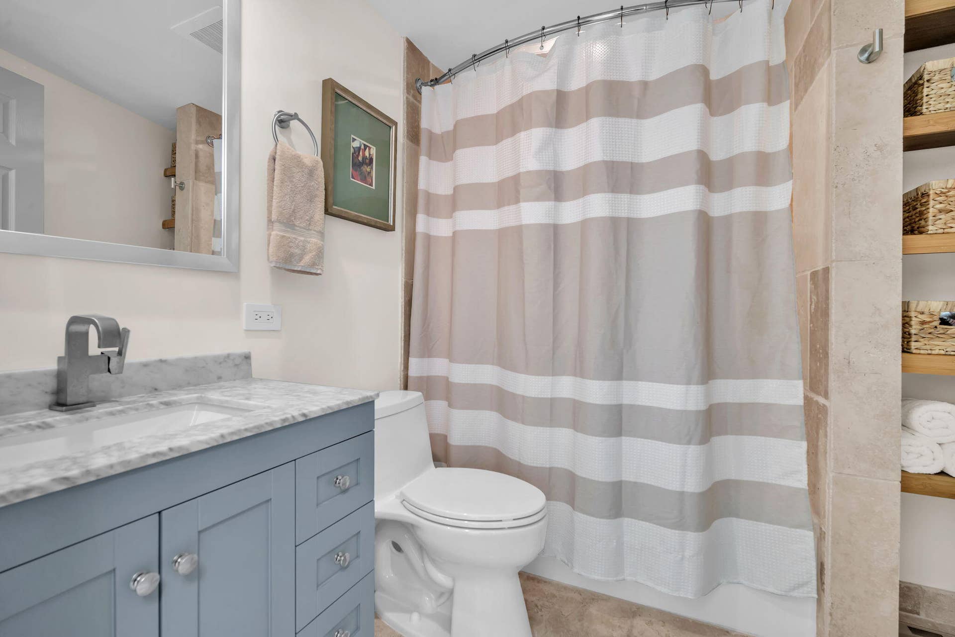 333 LAS OLAS Way, #3502, Fort Lauderdale, FL 33301 bath3 5283