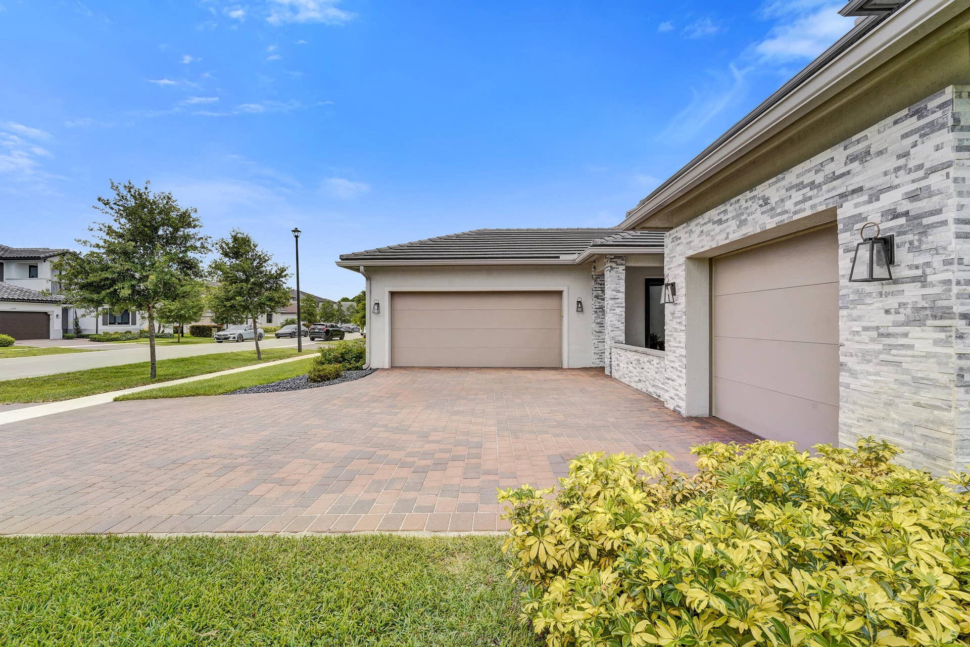 13025 ADDILYN Court, Davie, FL 33325 DSC08256