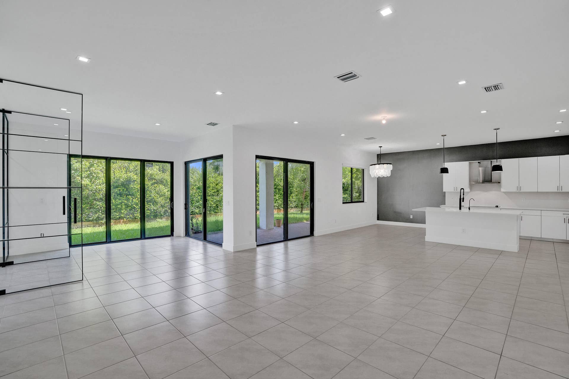 13025 ADDILYN Court, Davie, FL 33325 DSC01928