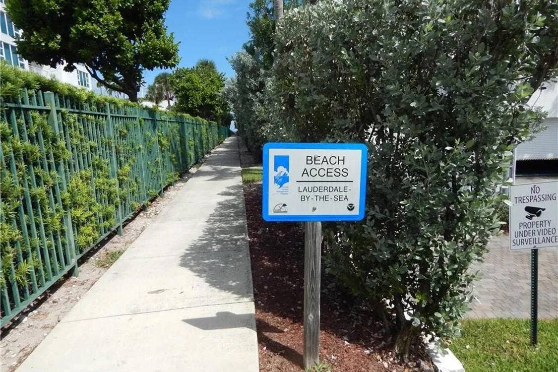 1541 S OCEAN Boulevard, #122, Lauderdale By The Sea, FL 33062 ocean access