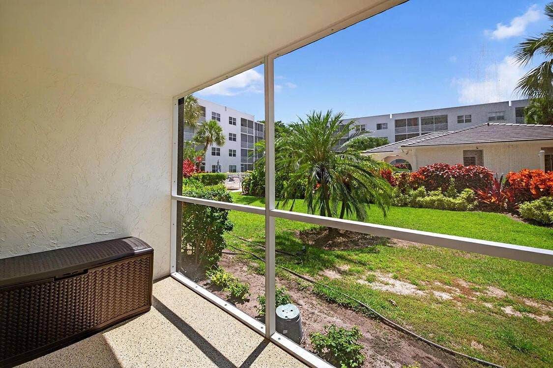 1541 S OCEAN Boulevard, #122, Lauderdale By The Sea, FL 33062 Lanai South view