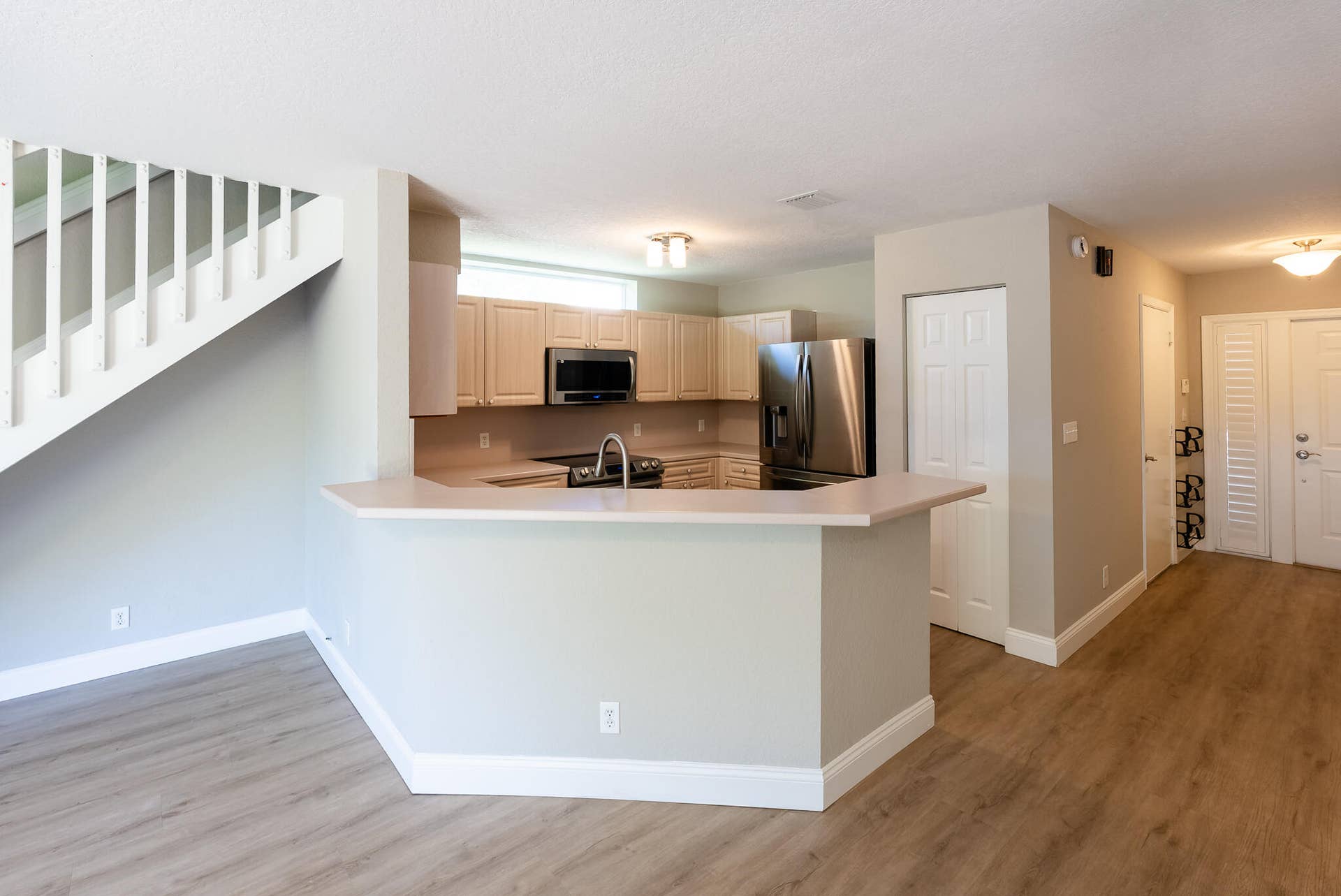 STAIRS TO 2ND FLOOR