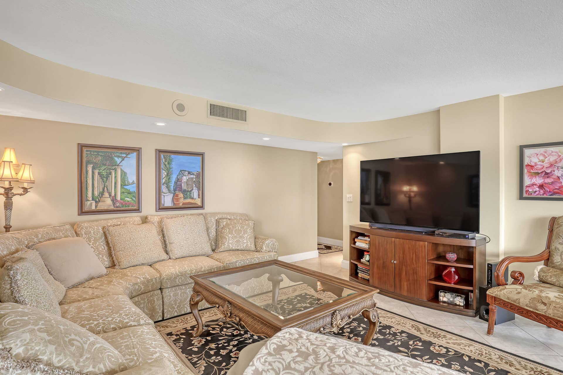 4200 N OCEAN Drive, #2-403, Singer Island, FL 33404 Living Area