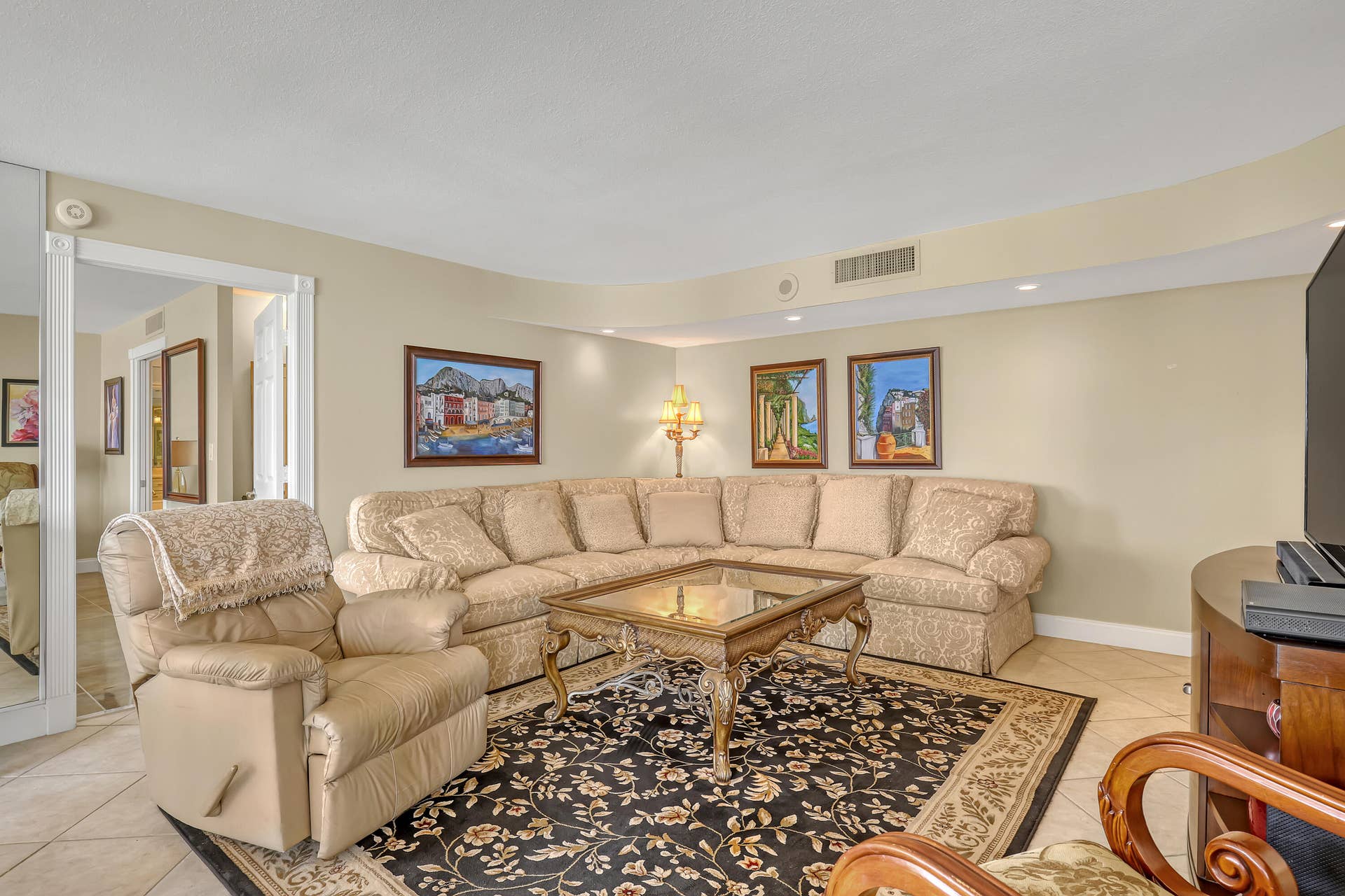 4200 N OCEAN Drive, #2-403, Singer Island, FL 33404 Living Area