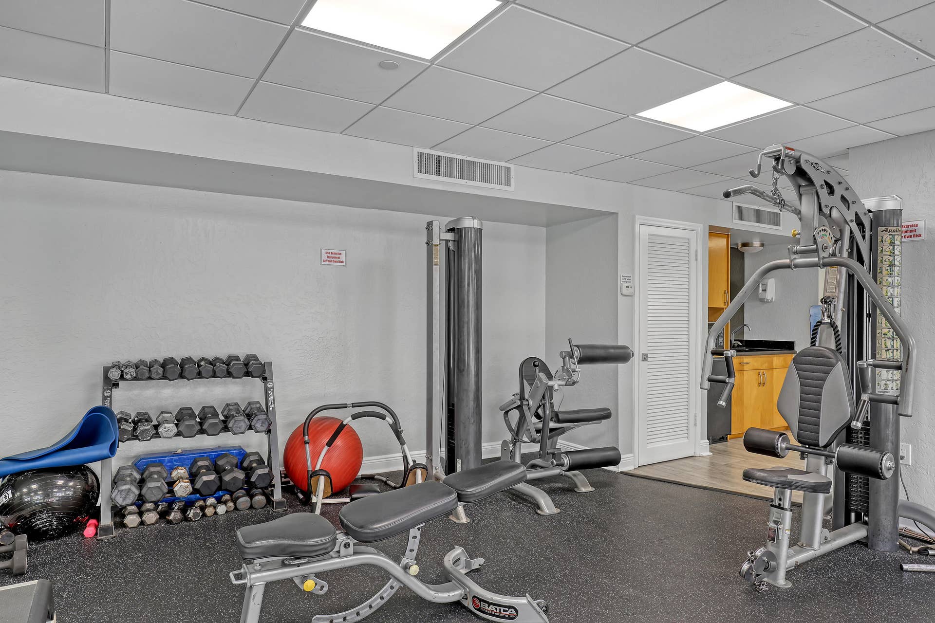4200 N OCEAN Drive, #2-403, Singer Island, FL 33404 fitness area