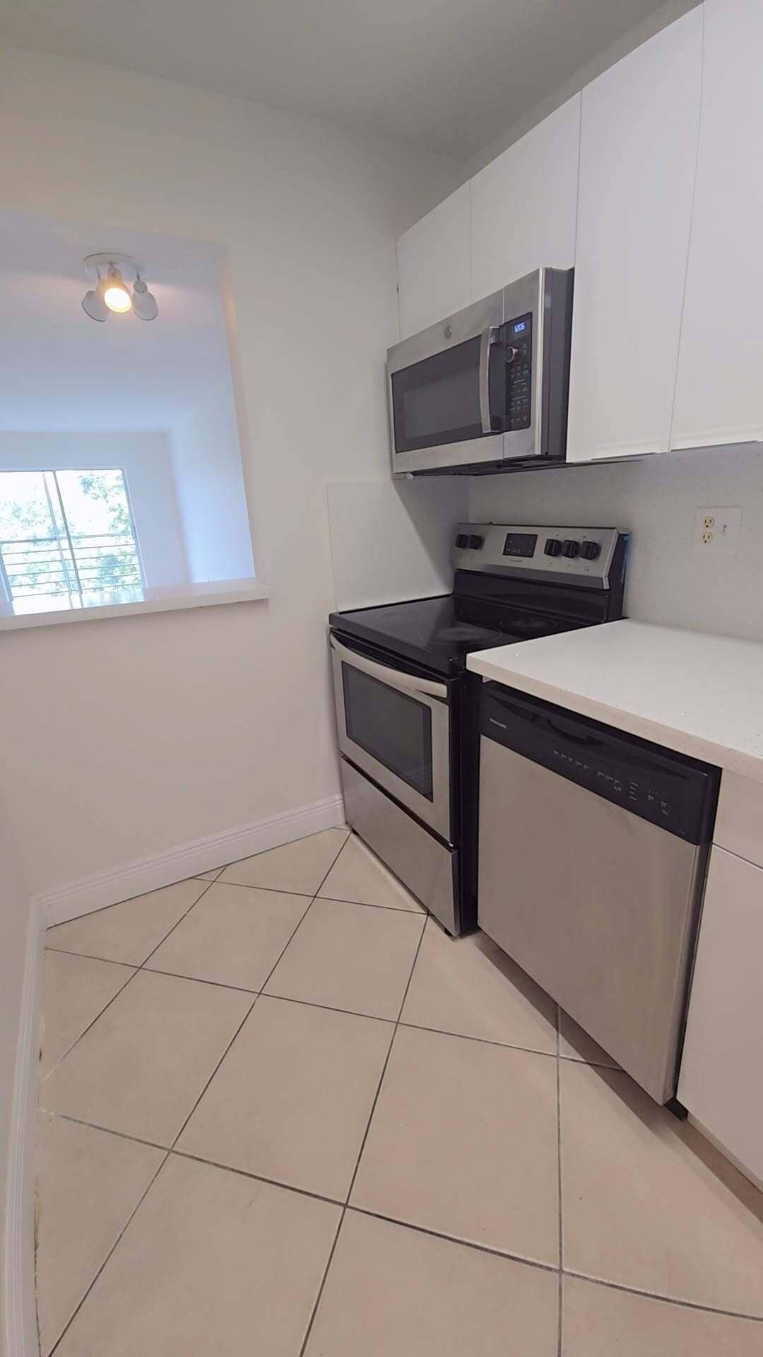 4121 STIRLING Road, #404, Dania, Dania Beach, FL 33314 OAKS404#2