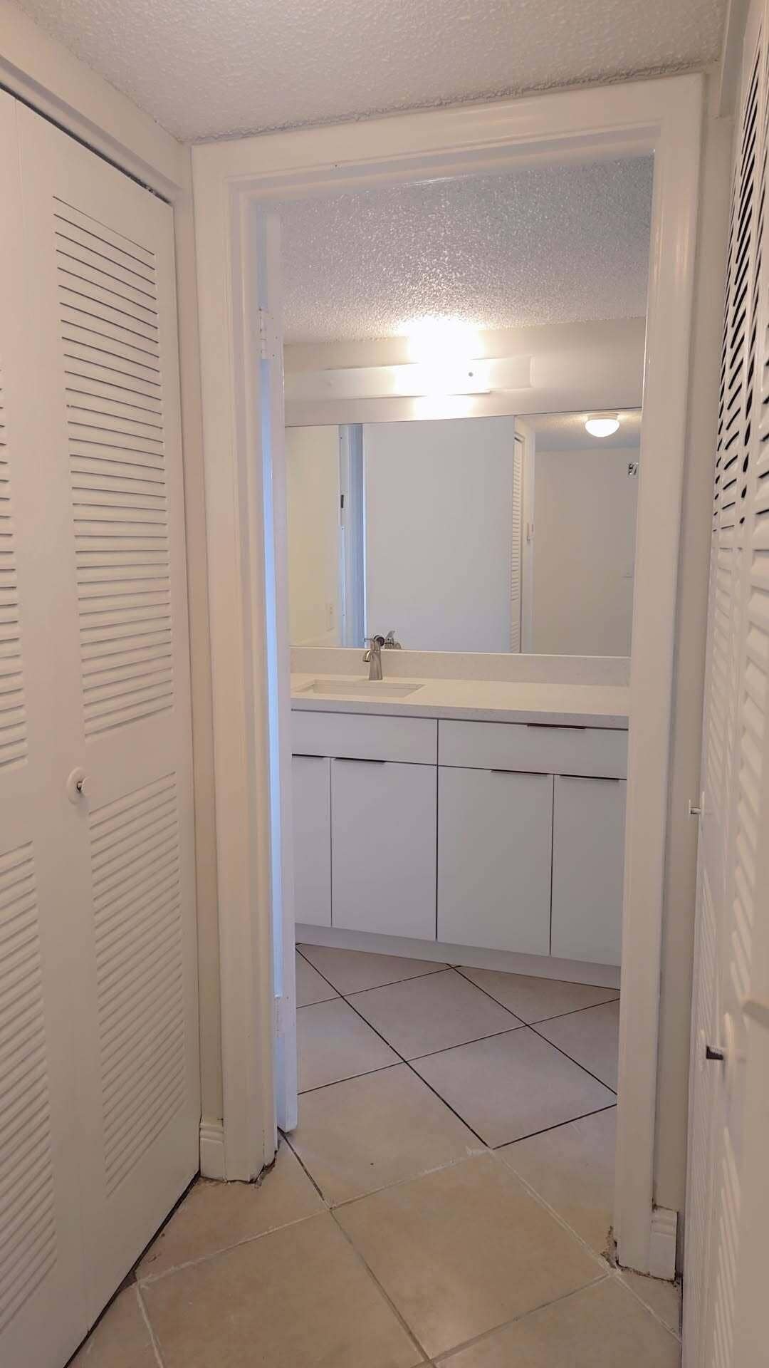 4121 STIRLING Road, #404, Dania, Dania Beach, FL 33314 OAKS404#12