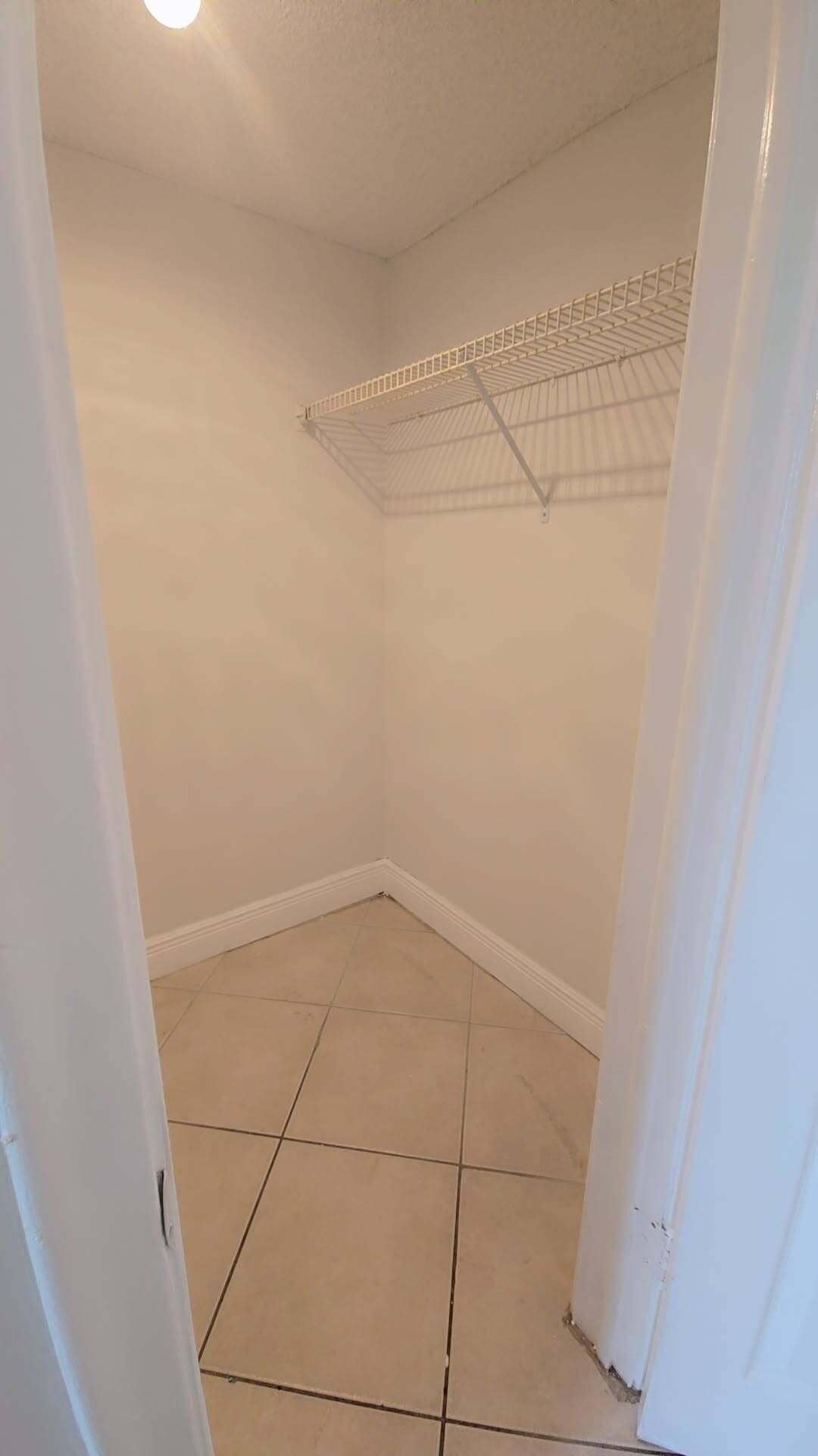 4121 STIRLING Road, #404, Dania, Dania Beach, FL 33314 OAKS404#18