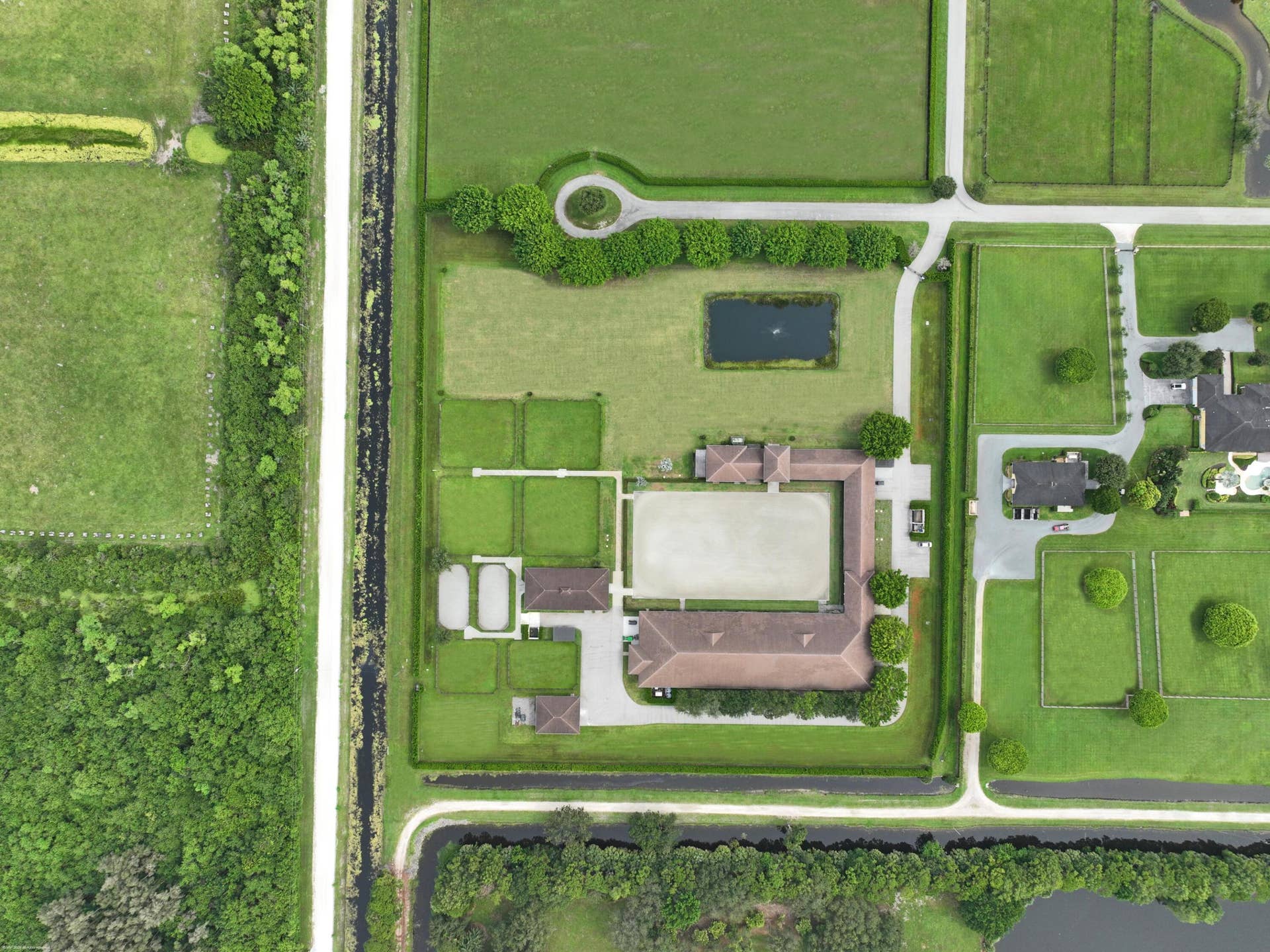 13900 53rd Rd S 116