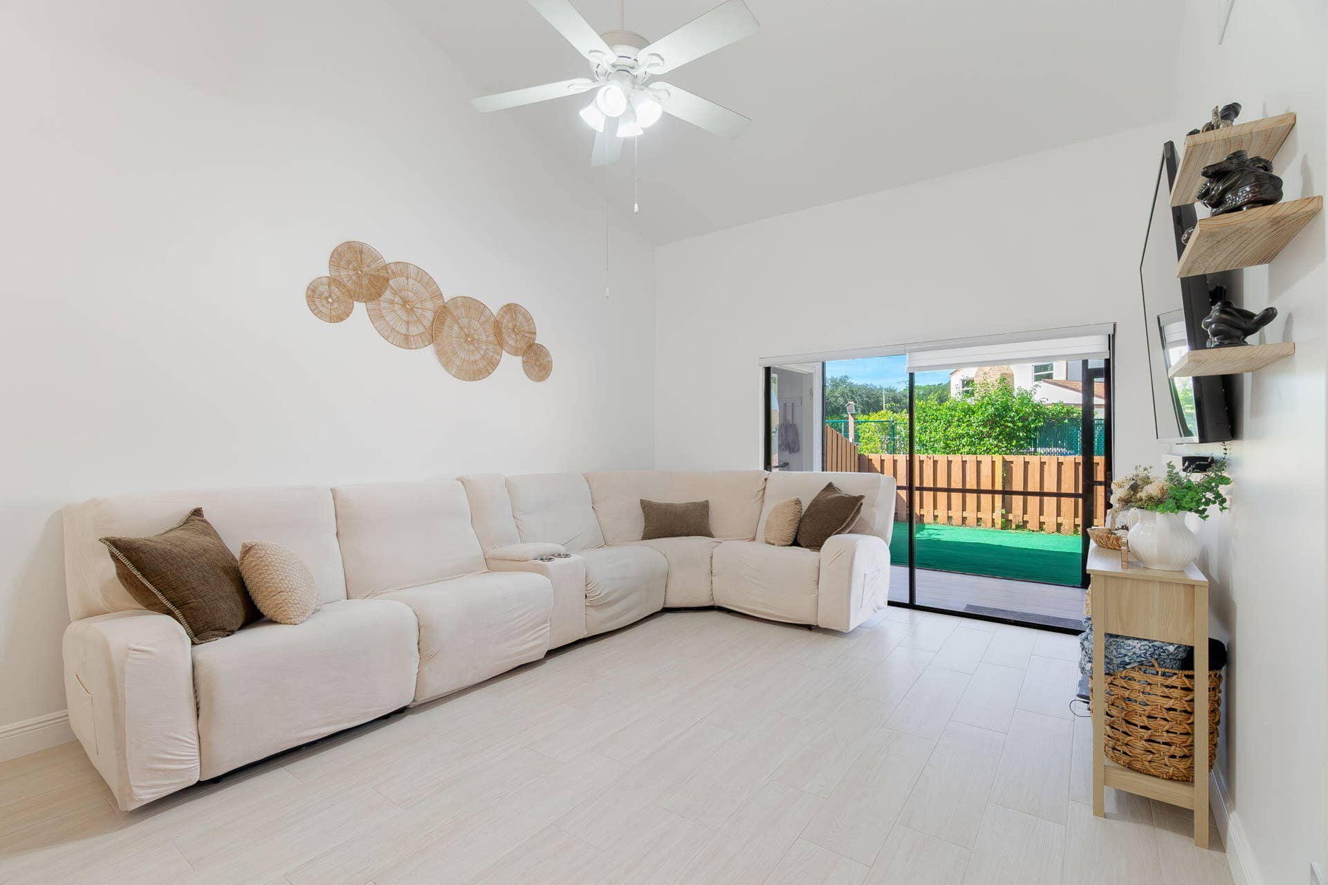 1250 PARKSIDE GREEN Drive, #B, Greenacres, FL 33415 14-web-or-mls-DSC08790