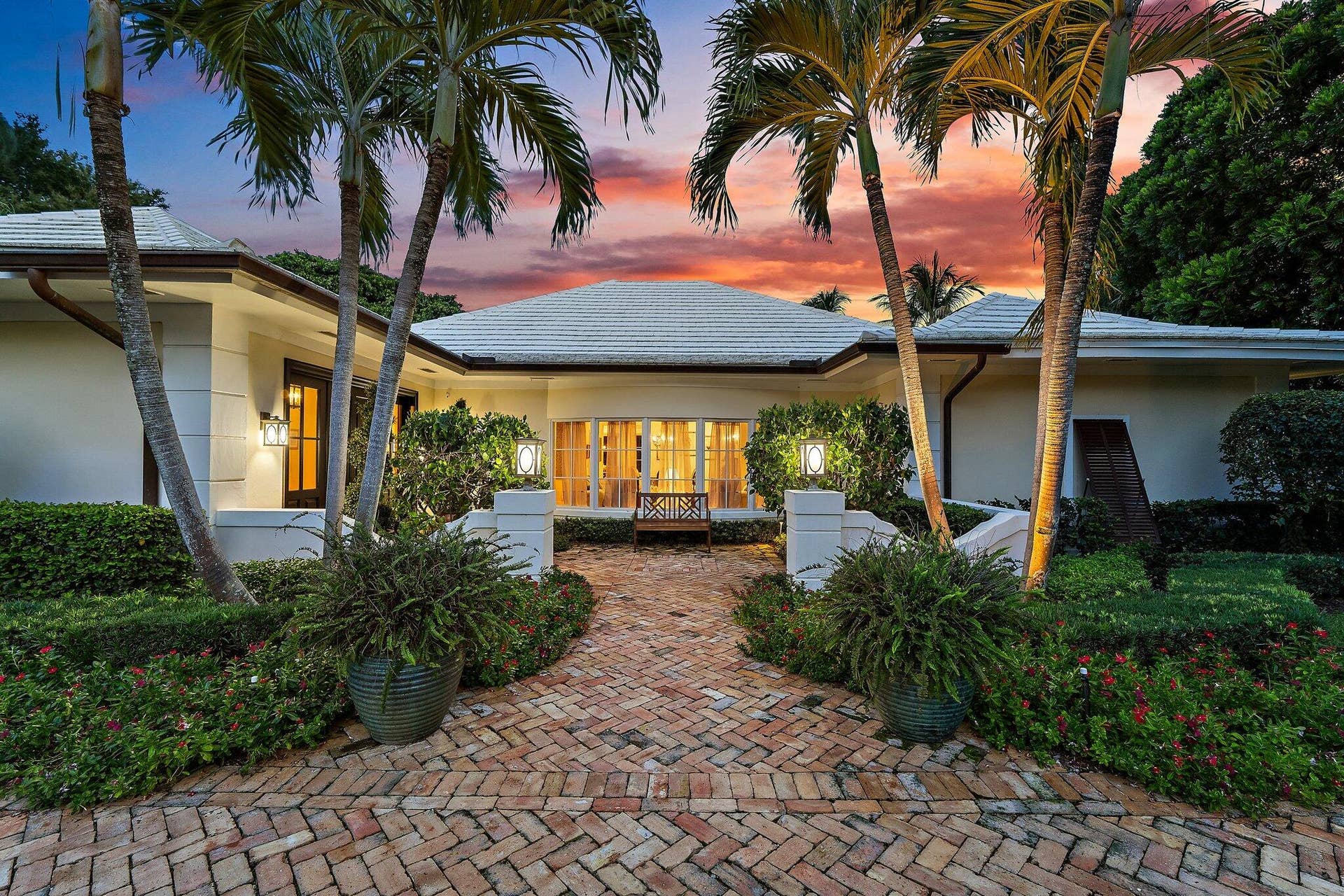 12420 Plantation Lane, North Palm Beach, FL 33408 Entry Courtyard