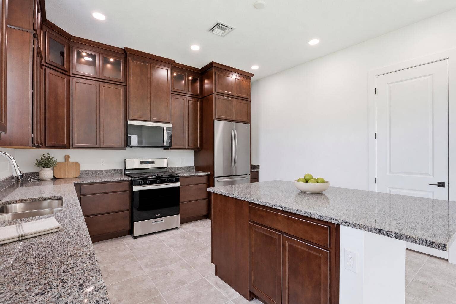 13985 Spruce Pine Drive, Westlake, FL 33470 kitchen 1