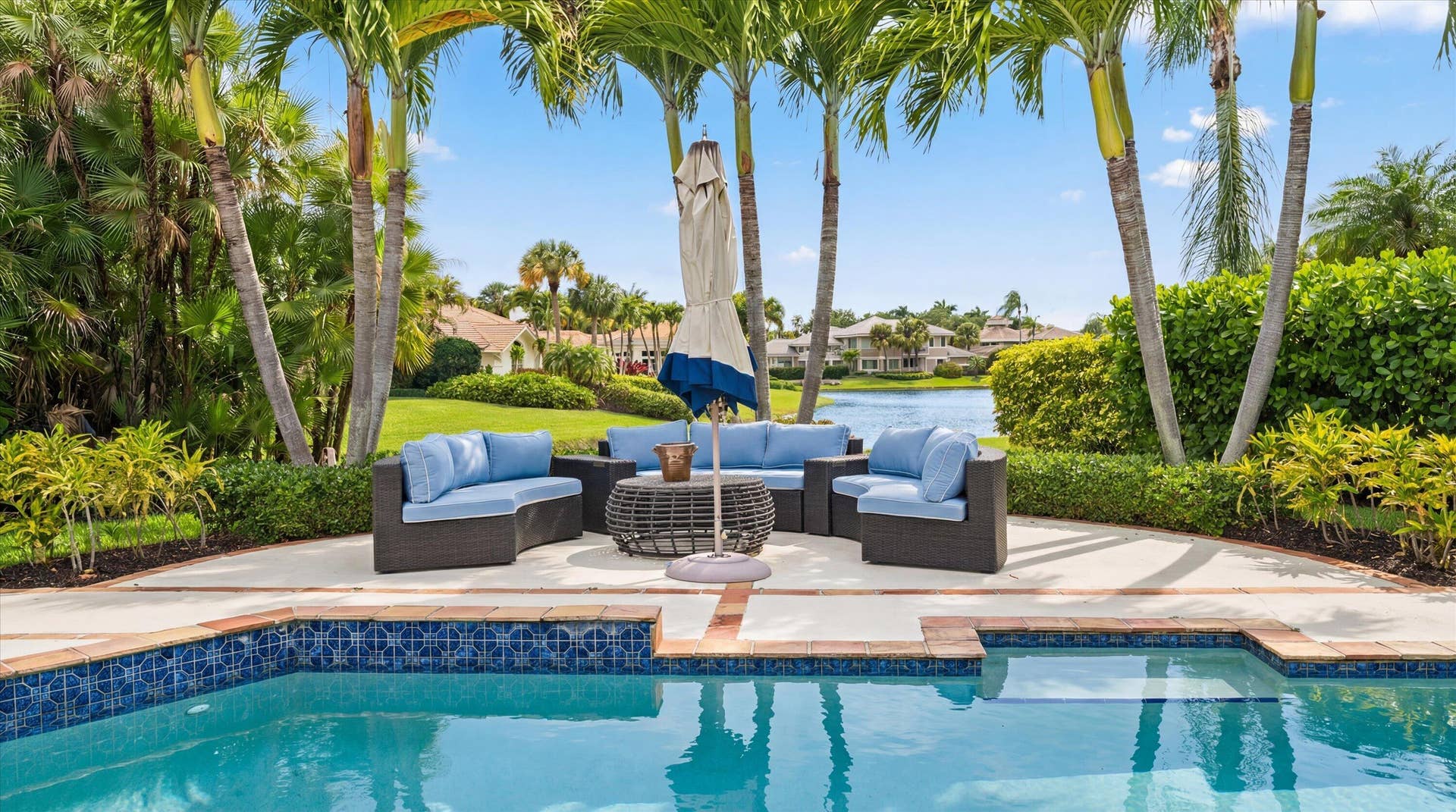 116 ECHO Drive, Jupiter, FL 33458 55-116 Echo Dr