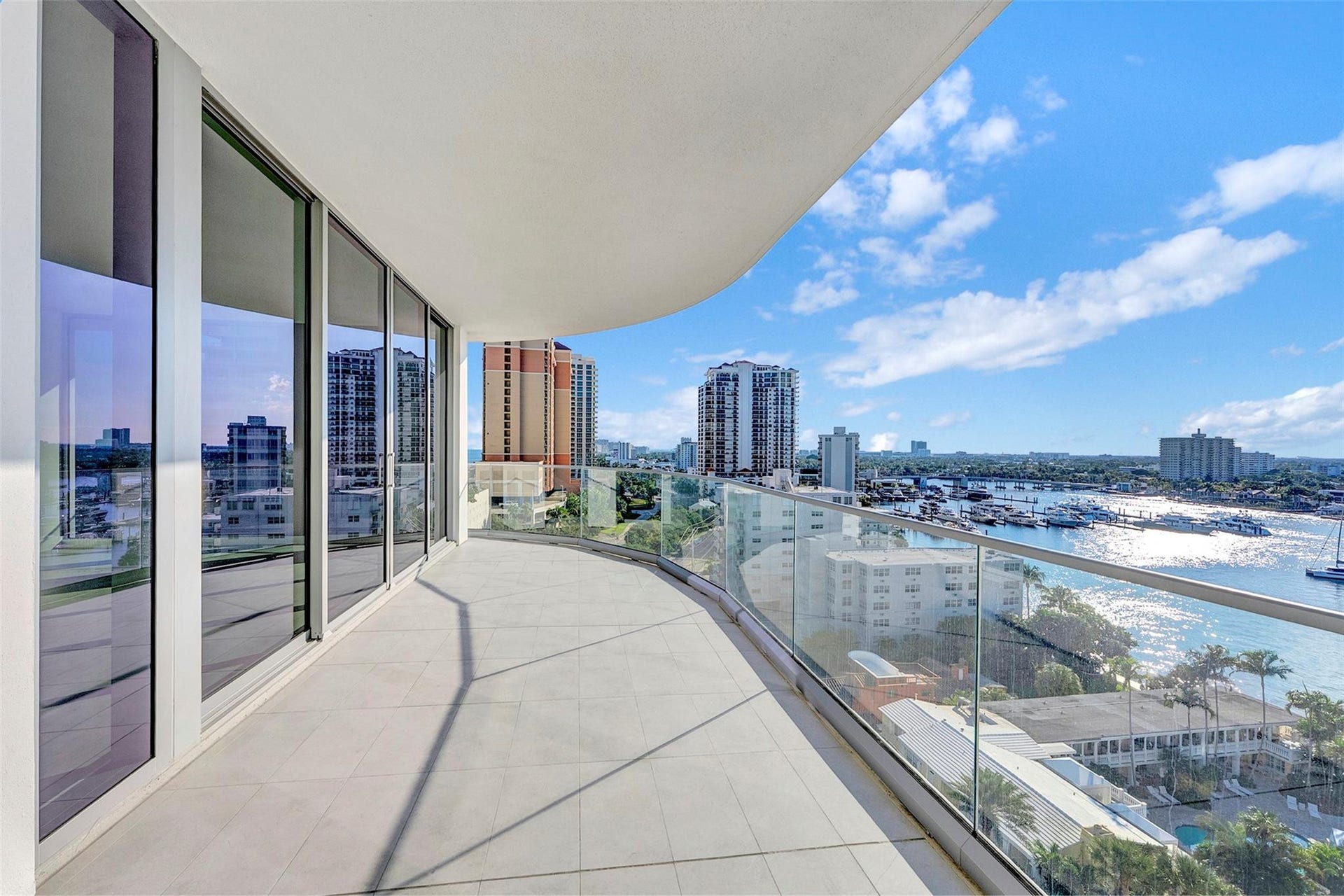 PRIMARY BEDROOM EXPANSIVE TERRACE
