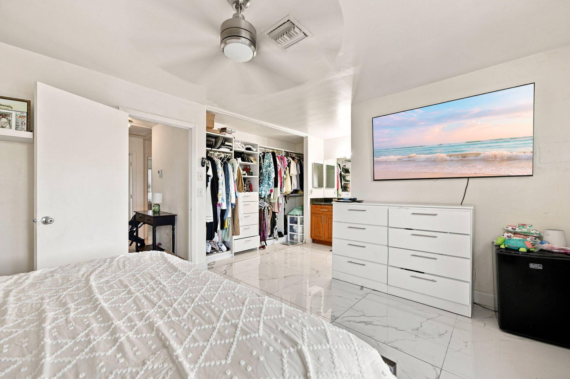 20-web-or-mls-3370-beau-rivage-dr-3-g