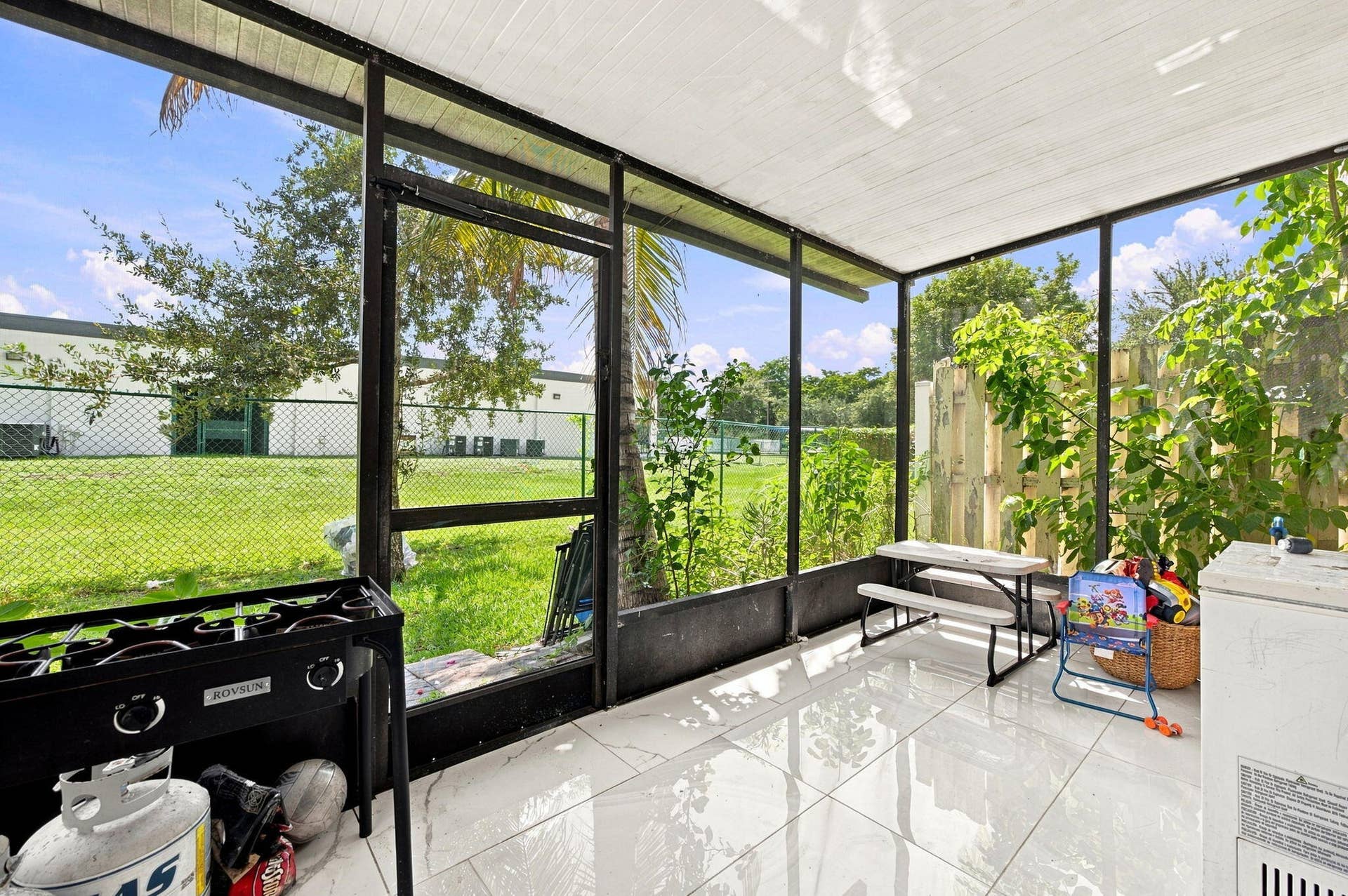 27-web-or-mls-3370-beau-rivage-dr-3-g