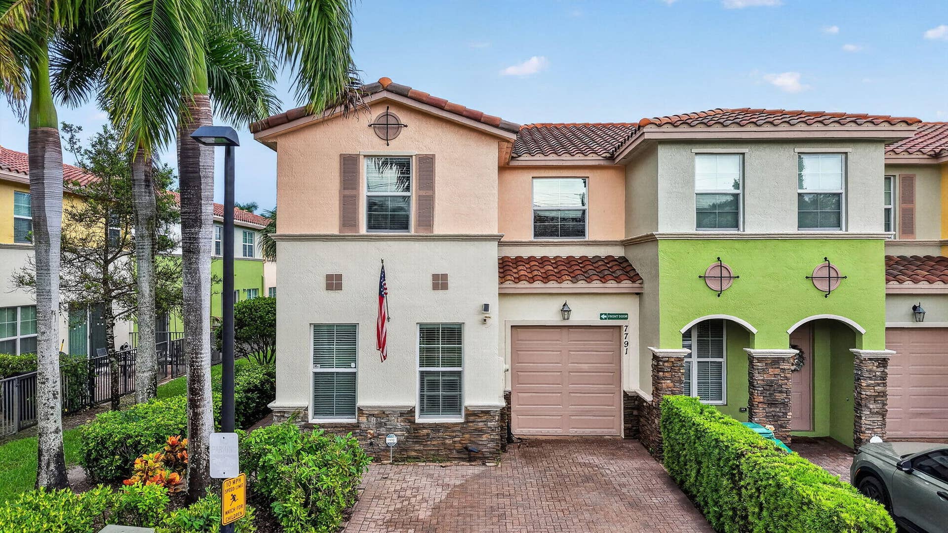 7791 SW 52ND Place, #7791, Davie, FL 33328 42-web-or-mls-DJI_20260910150402_0131_D