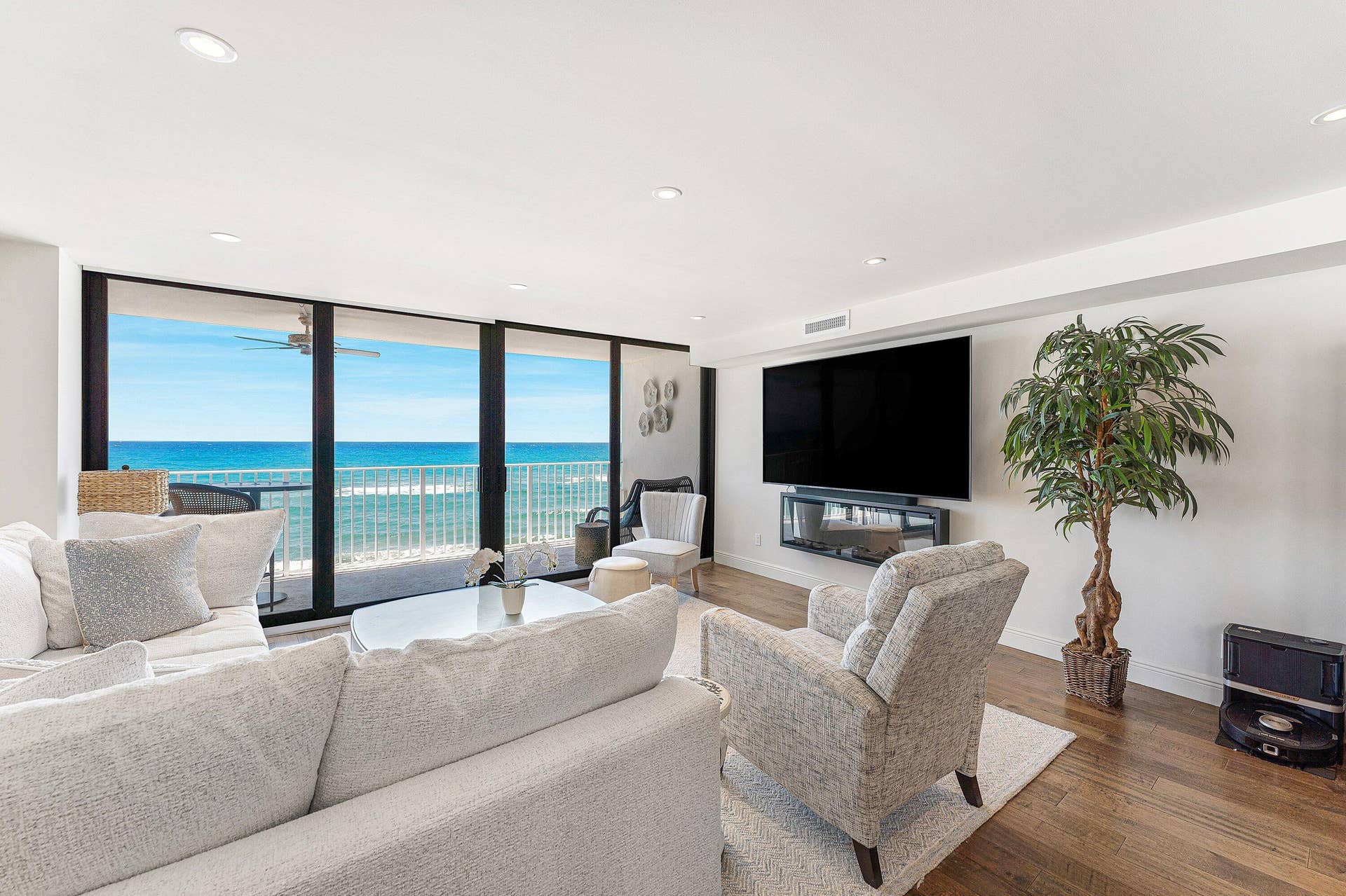 3590 S Ocean Boulevard, #301, South Palm Beach, FL 33480 005-3590SouthOceanBoulevard-301-SouthPal