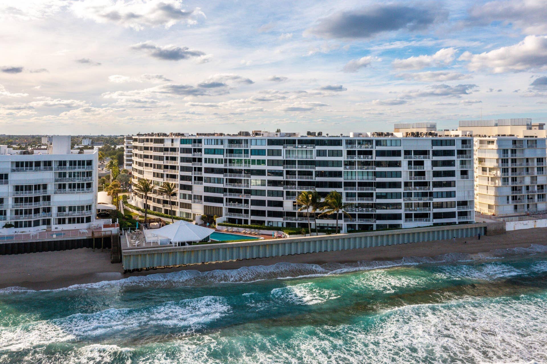 3590 S Ocean Boulevard, #301, South Palm Beach, FL 33480 044-3590SouthOceanBoulevard-301-SouthPal