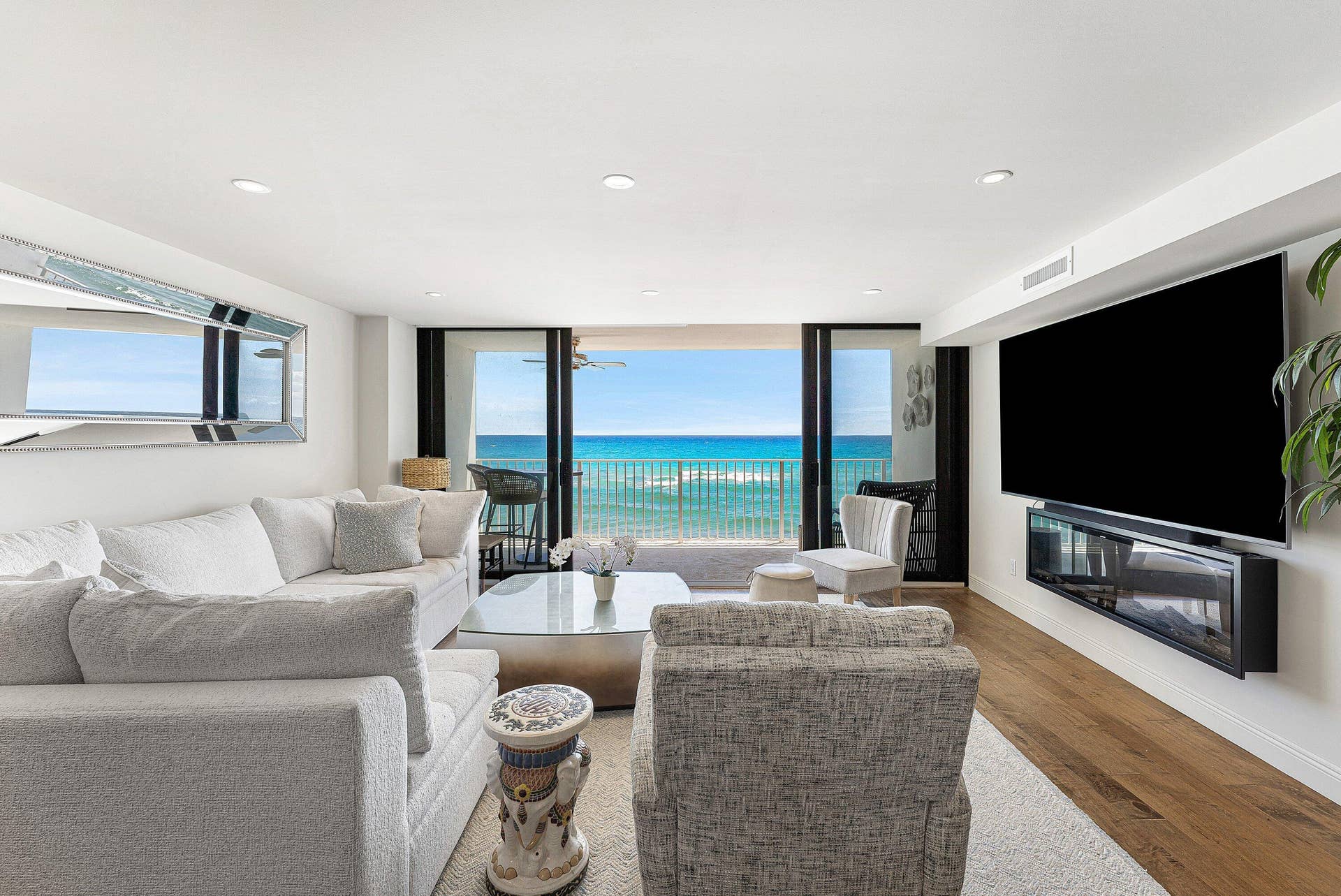3590 S Ocean Boulevard, #301, South Palm Beach, FL 33480 003-3590SouthOceanBoulevard-301-SouthPal