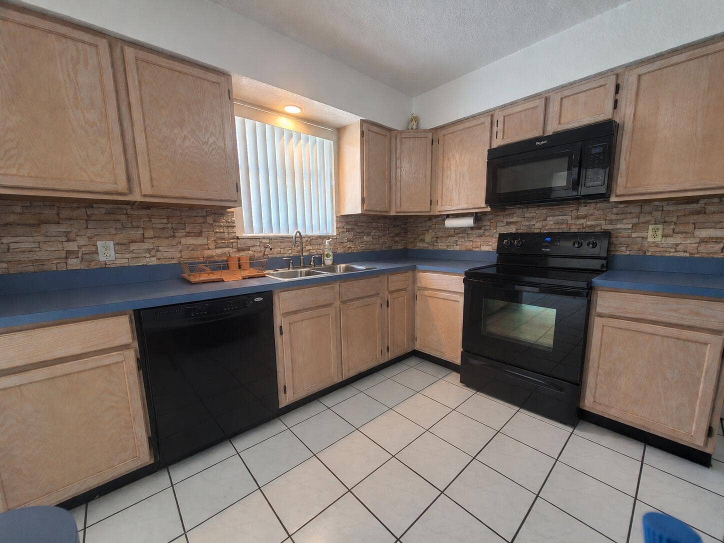 6884 NW 12TH Street, Plantation, FL 33313 7