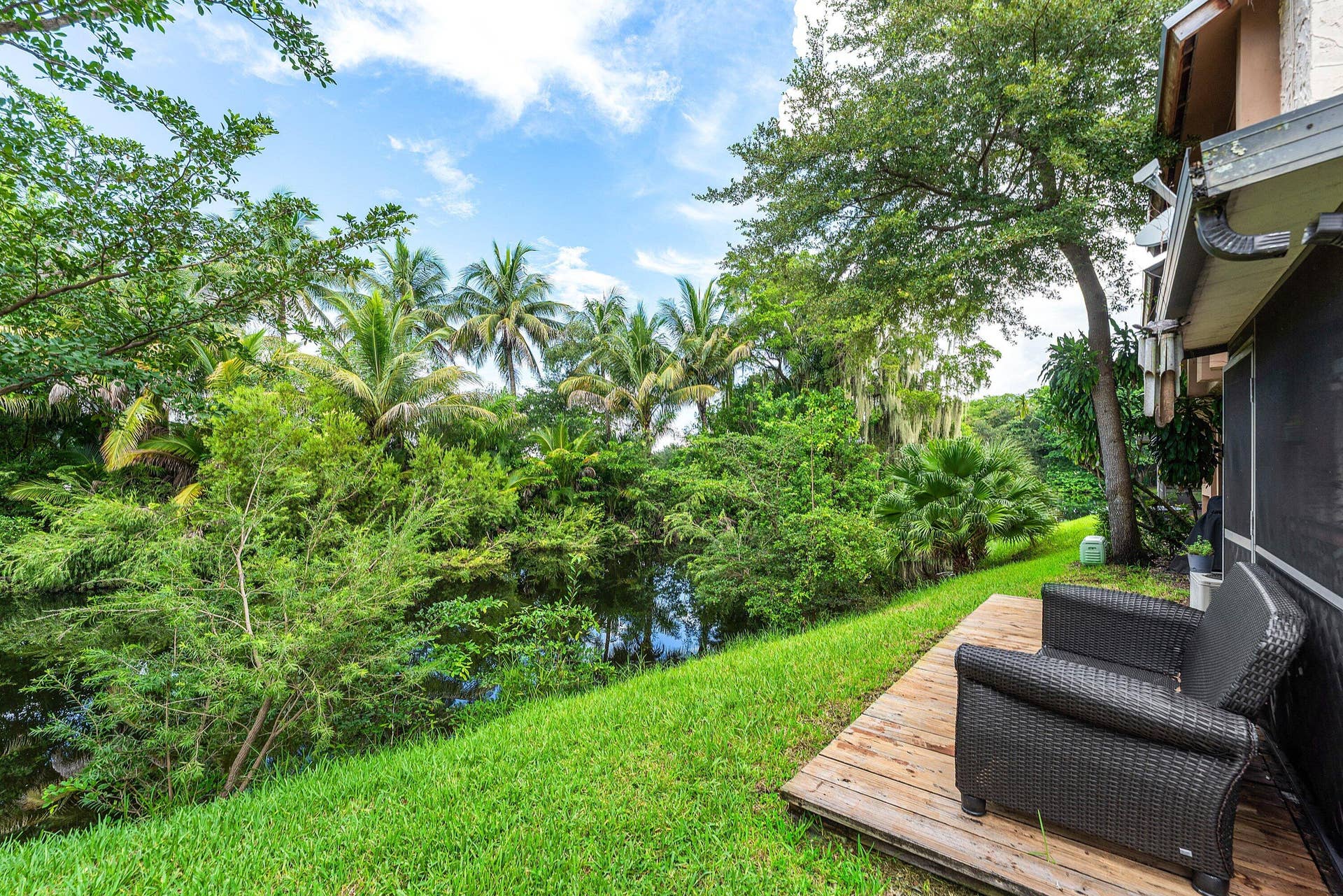 209 Wimbledon Lakes Drive, Plantation, FL 33324 Back space
