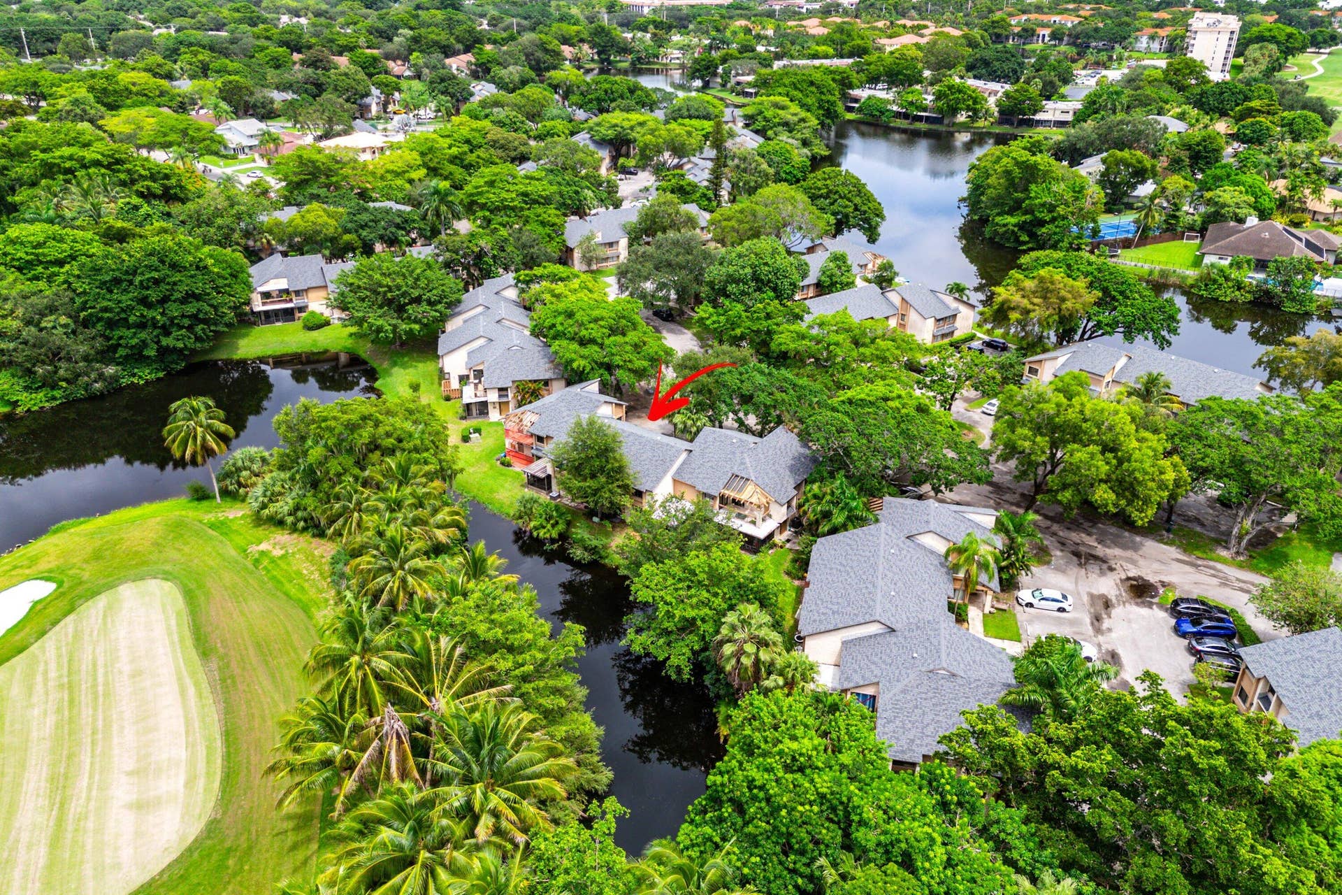 209 Wimbledon Lakes Drive, Plantation, FL 33324 Jacaranda Country Club