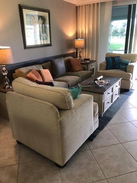 3980 Oaks Clubhouse Drive, #101, Pompano Beach, Pompano Beach, FL 33069 Living Room Area