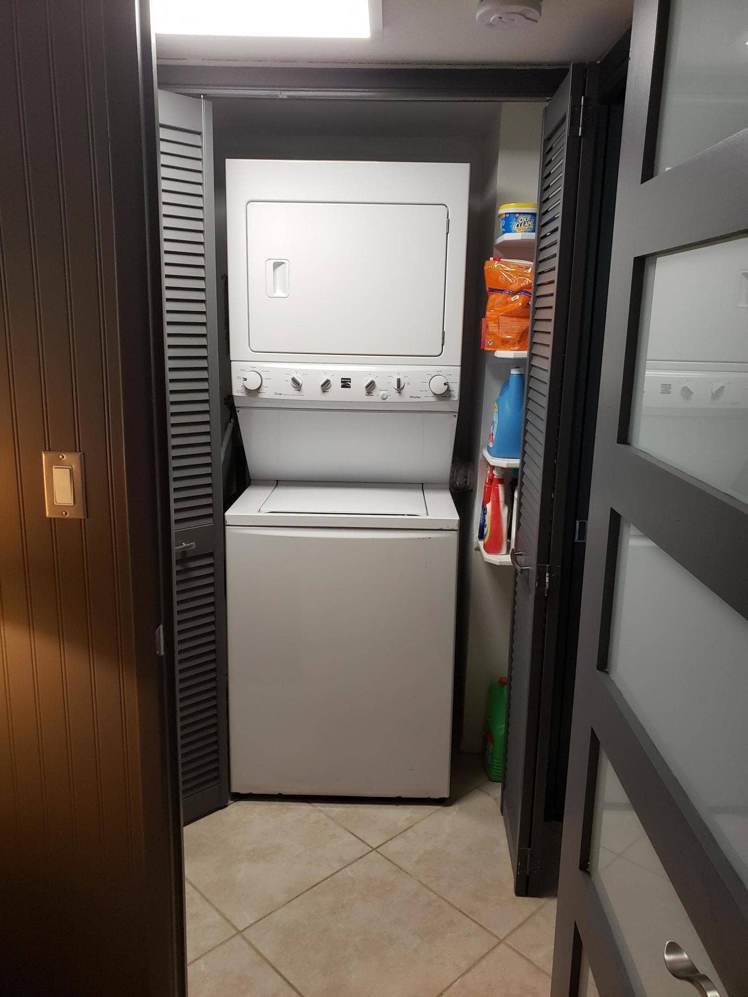 3980 Oaks Clubhouse Drive, #101, Pompano Beach, Pompano Beach, FL 33069 Washer & Dryer