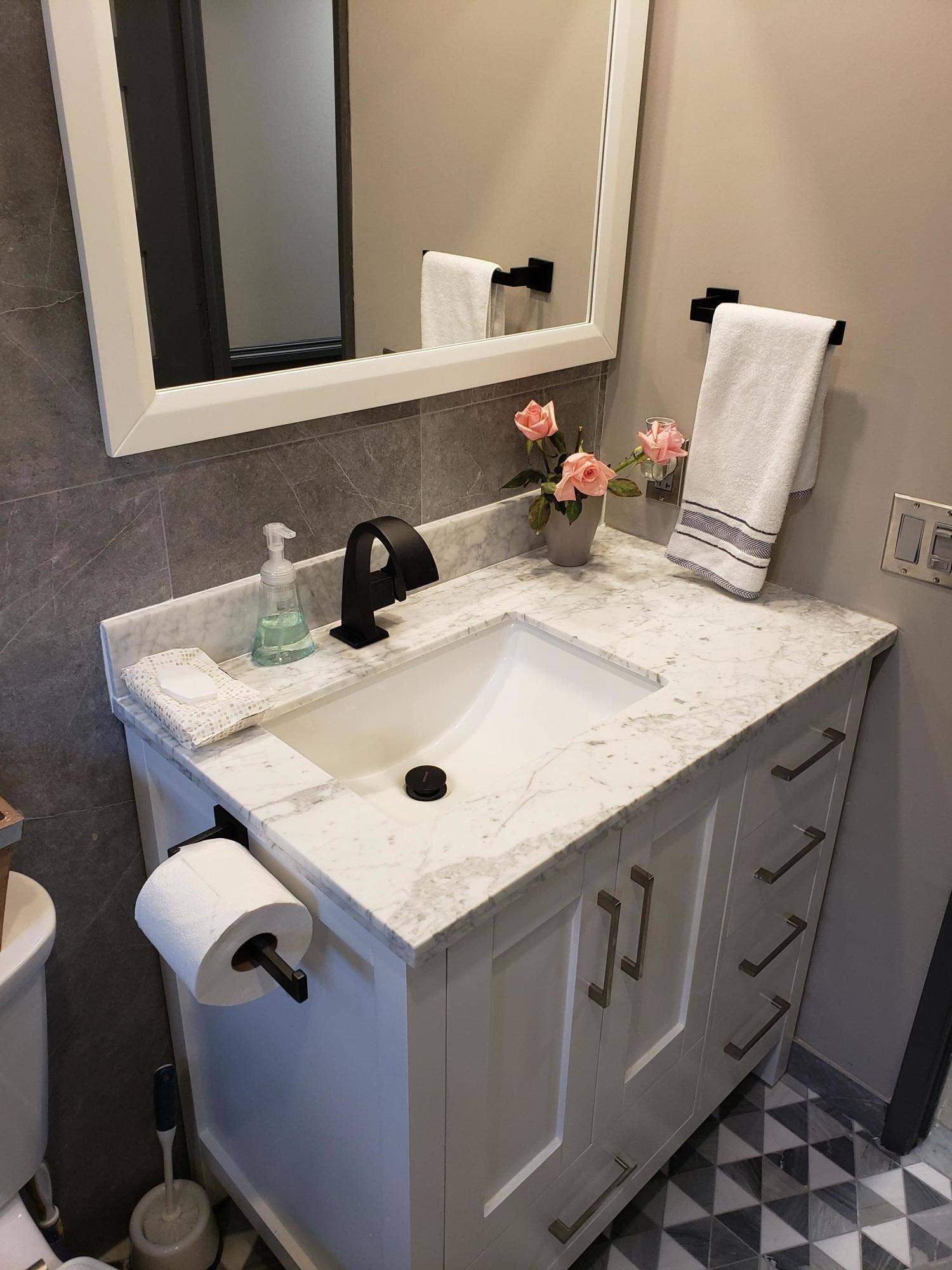 3980 Oaks Clubhouse Drive, #101, Pompano Beach, Pompano Beach, FL 33069 Guest Bathroom