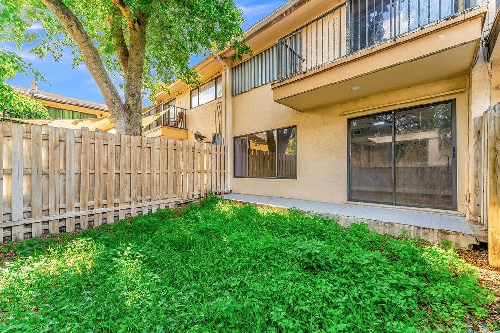 4281 NW 76 Avenue, Davie, FL 33328 38_1024px