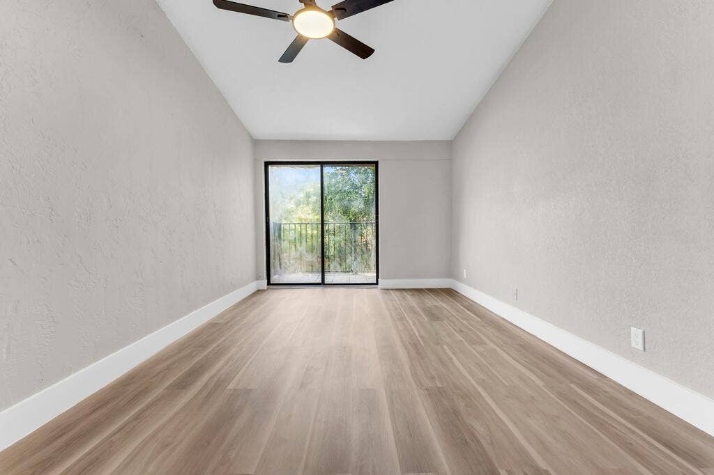 4281 NW 76 Avenue, Davie, FL 33328 22_1024px