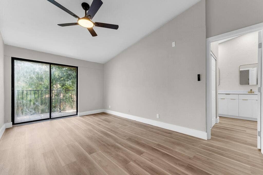 4281 NW 76 Avenue, Davie, FL 33328 20_1024px