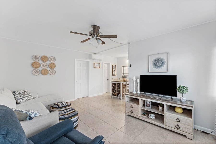 Property photo for 11 SW 4th Avenue, #Unit 6, Boca Raton, FL
