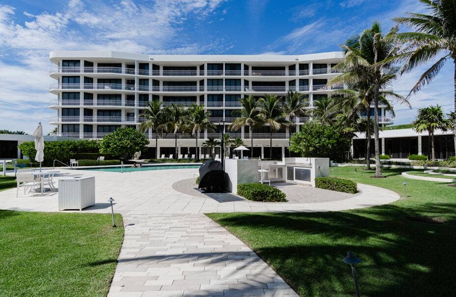 2000 S Ocean Boulevard, Palm Beach, FL 33480 front
