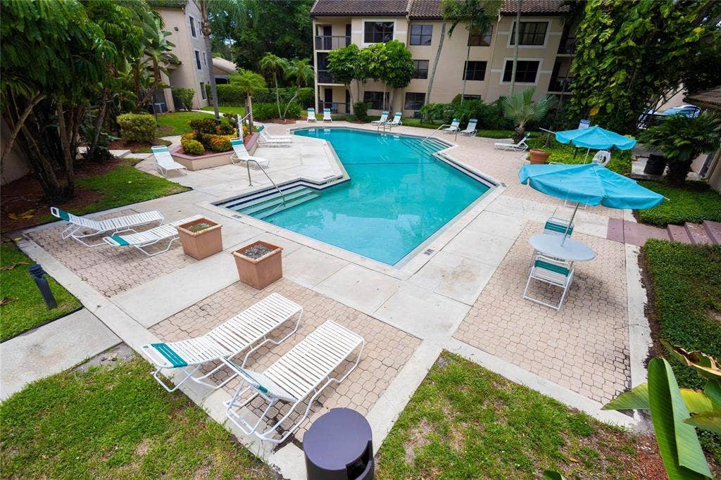 4481 W MCNAB Road W, #19, Pompano Beach, FL 33069 GetMedia-1.ashx