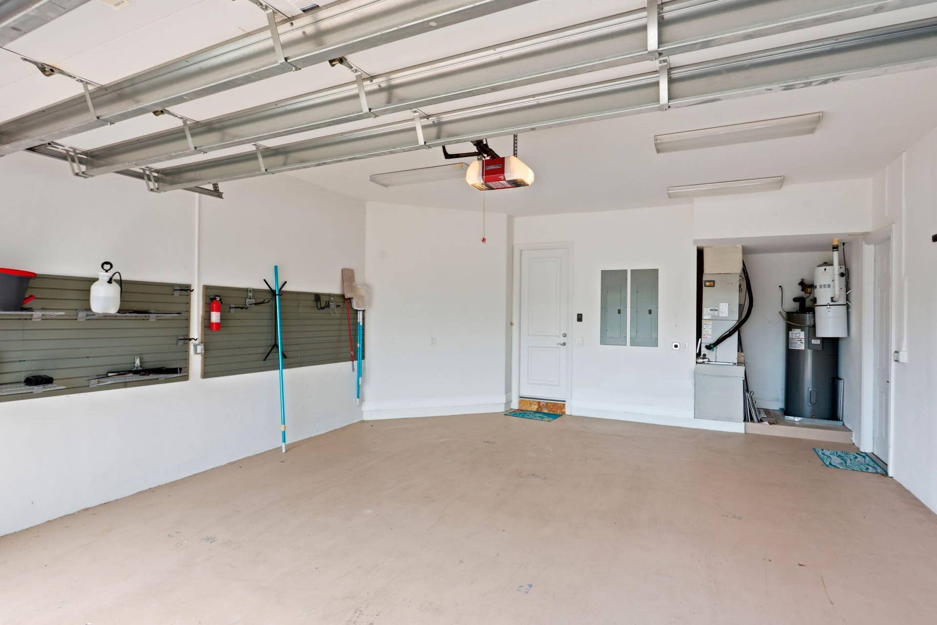 2 Car Garage