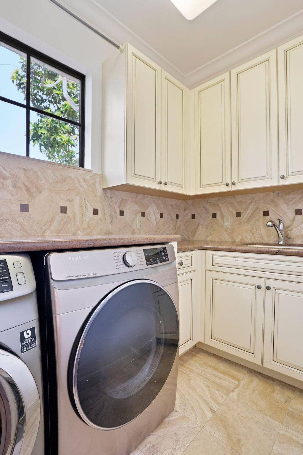 2nd Floor Laundry