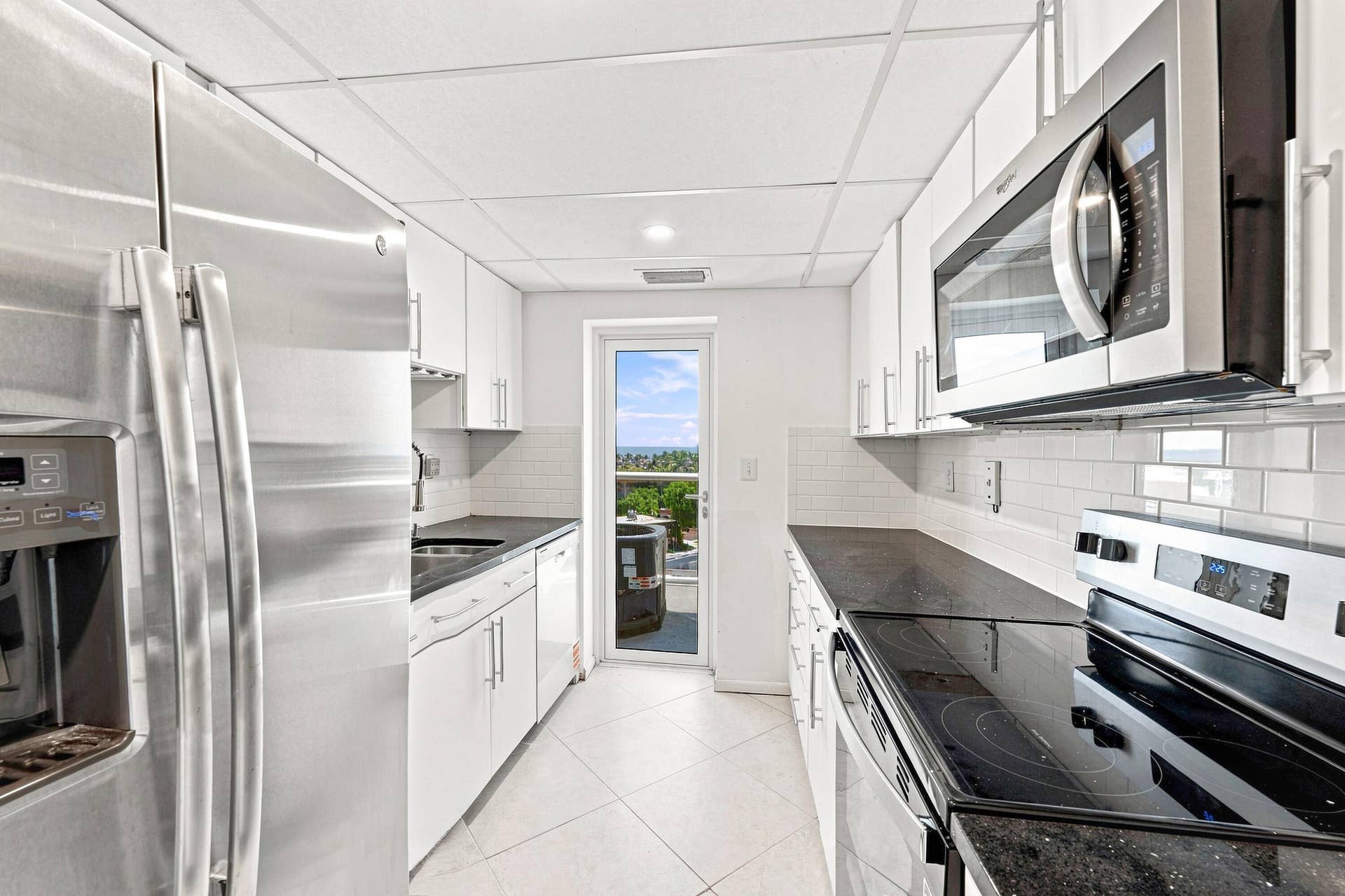 2715 N Ocean Boulevard, #7D, Fort Lauderdale, FL 33308 17_01_dsc_2393