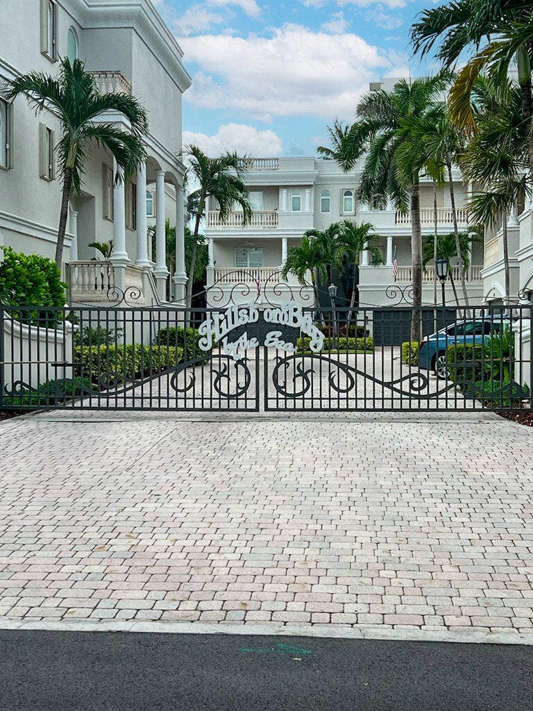 1776 BAY Drive, Pompano Beach, FL 33062 Gated entry