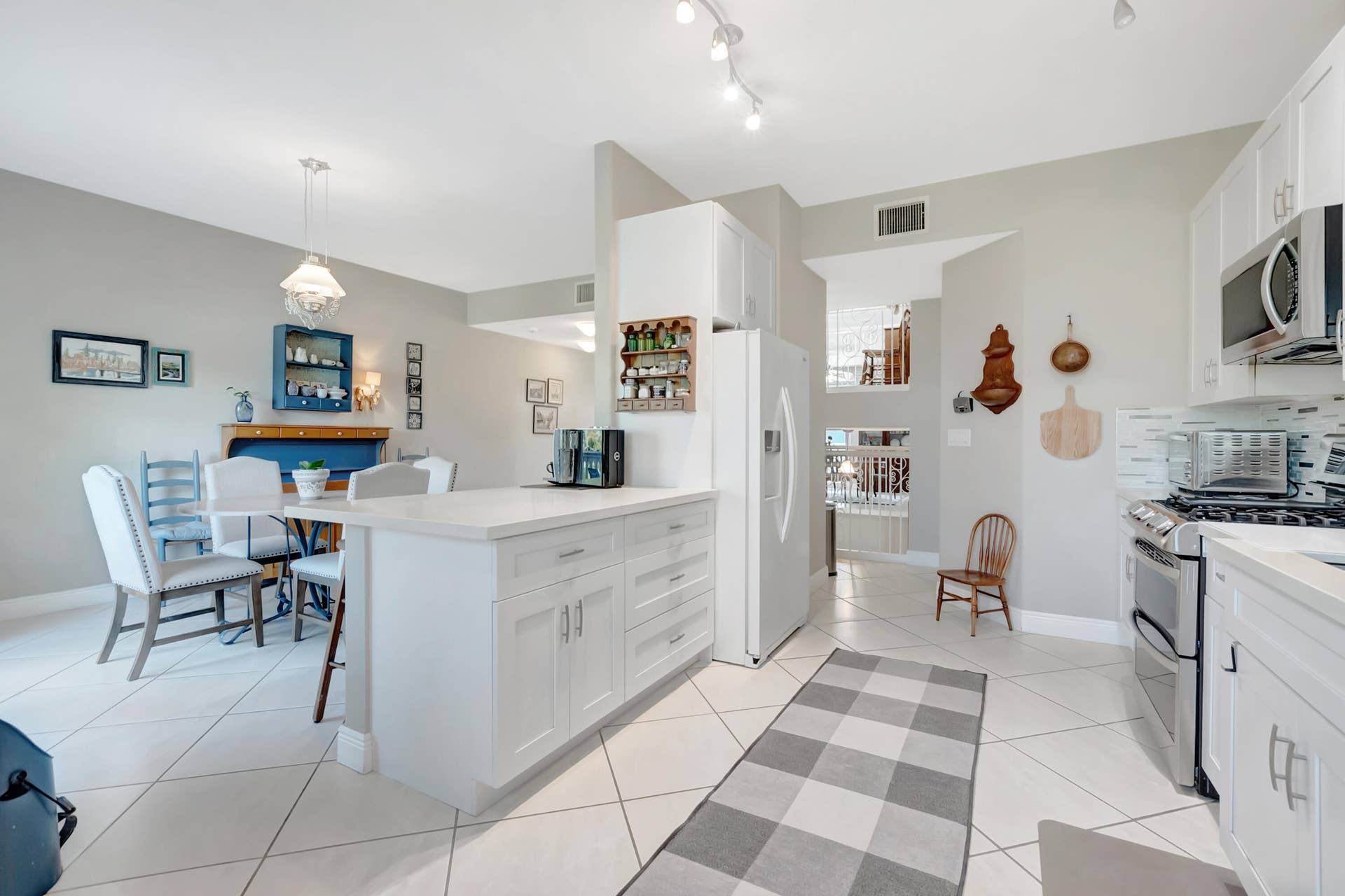 1776 BAY Drive, Pompano Beach, FL 33062 18-print-DSC_0146