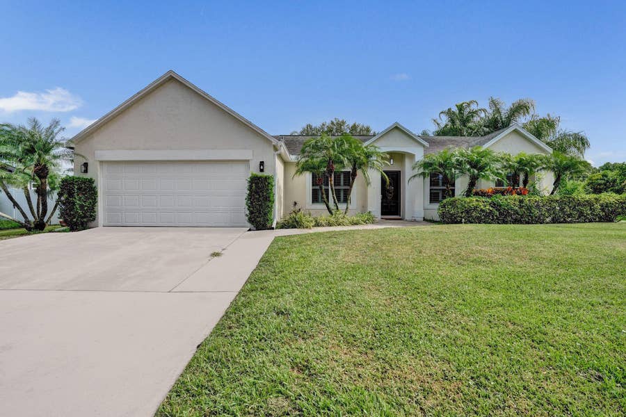 Property photo for 468 SW Prado Avenue, Port St Lucie, FL