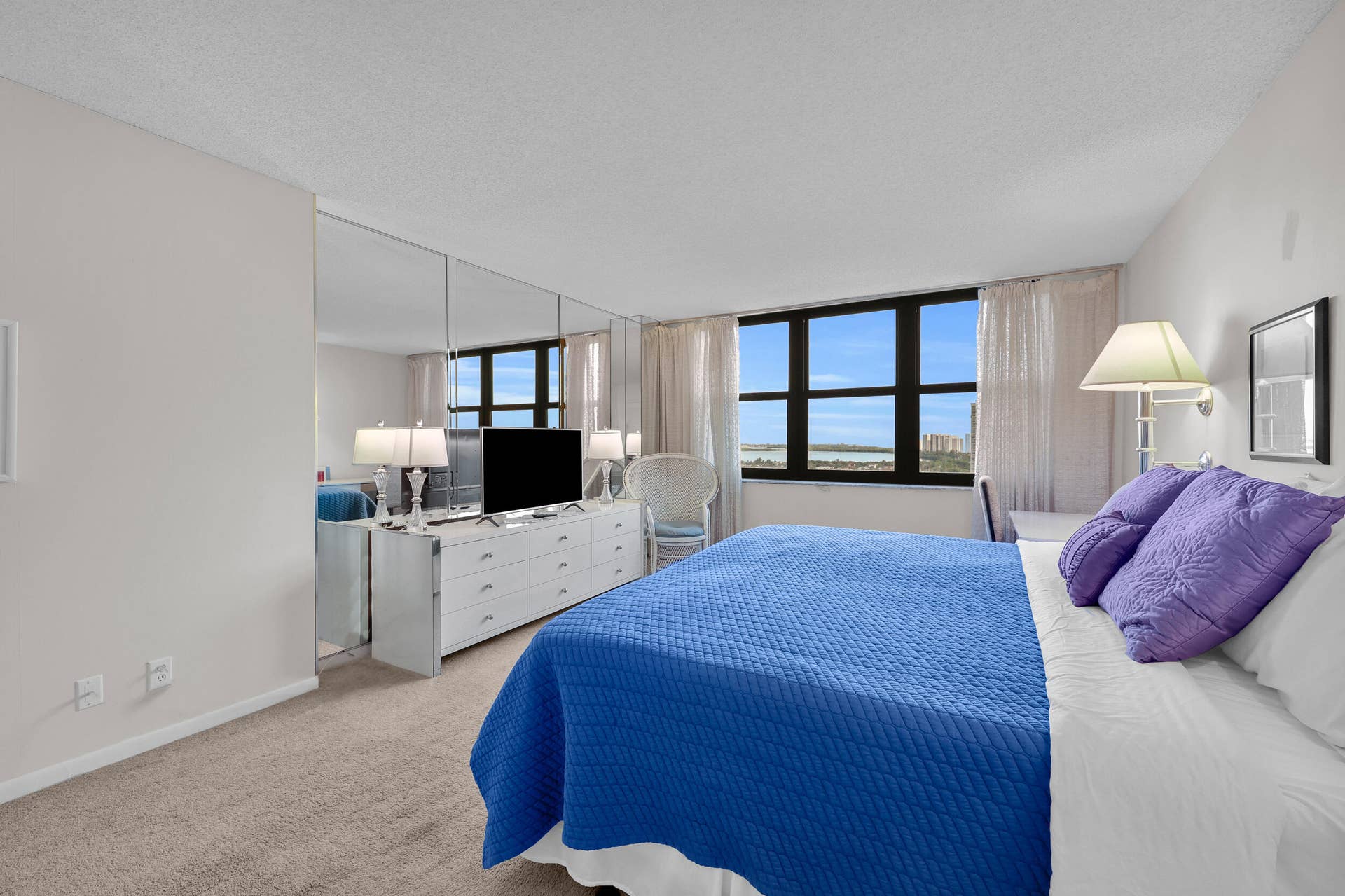 3400 N OCEAN Avenue, #1605, Singer Island, FL 33404 19_8p3a6359