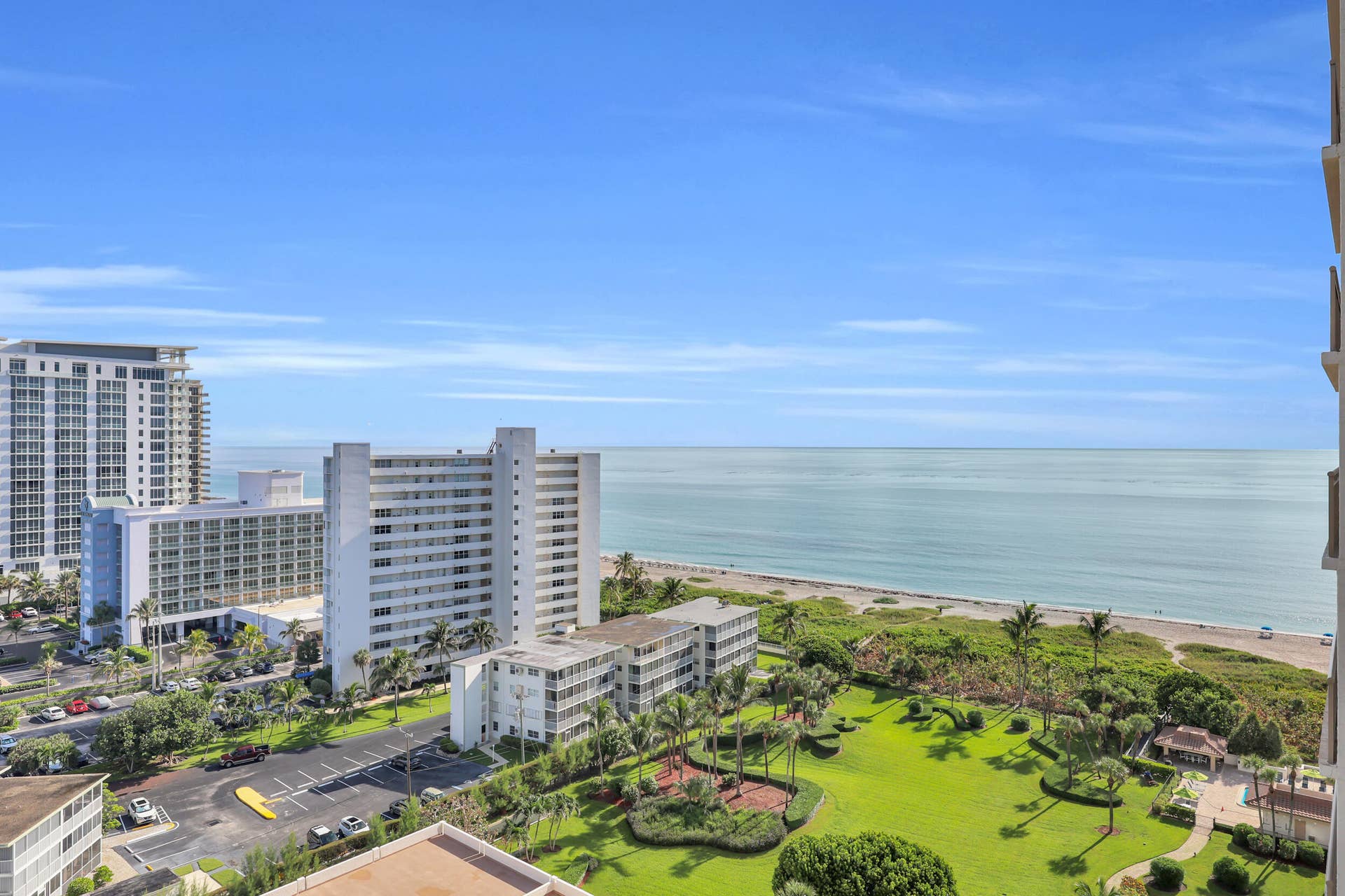 3400 N OCEAN Avenue, #1605, Singer Island, FL 33404 46_8p3a6501