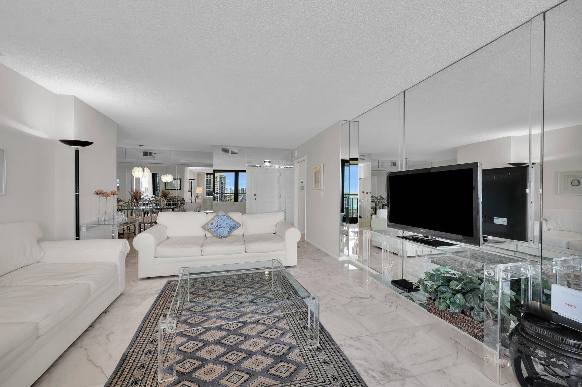 3400 N OCEAN Avenue, #1605, Singer Island, FL 33404 11_8p3a6484
